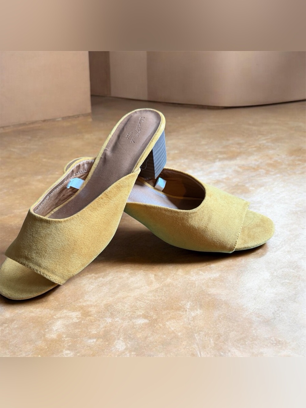 Universal Thread Mustard Yellow Suede Open-Toe Slide Mules